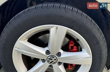 Седан Volkswagen Passat 2013 в 