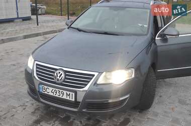 Универсал Volkswagen Passat 2010 в Стрые