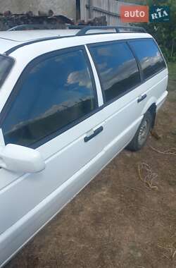 Универсал Volkswagen Passat 1990 в Змиеве
