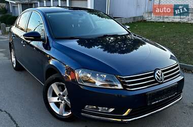 Седан Volkswagen Passat 2012 в Дніпрі