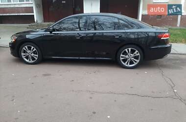 Седан Volkswagen Passat 2020 в Славутиче