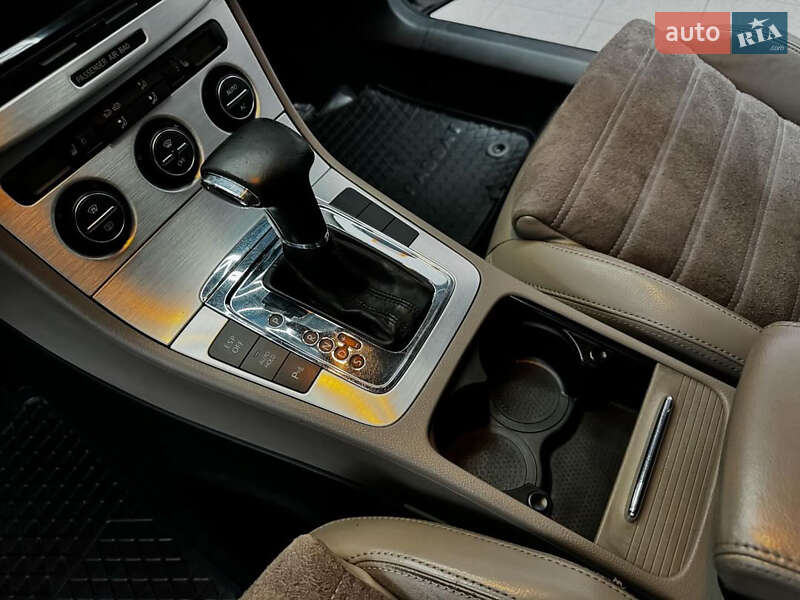 Седан Volkswagen Passat 2008 в Краснограде