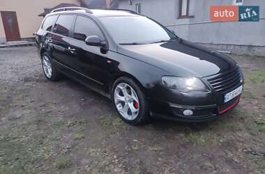 Універсал Volkswagen Passat 2006 в Тячеві