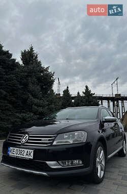 Универсал Volkswagen Passat 2012 в Днепре