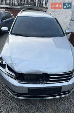 Универсал Volkswagen Passat 2011 в Умани