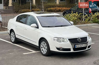 Седан Volkswagen Passat 2008 в Києві