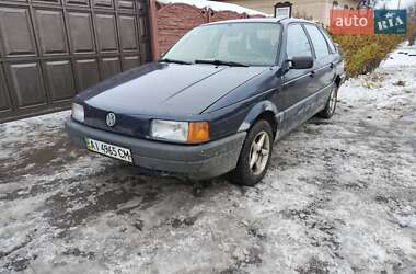 Седан Volkswagen Passat 1988 в Нежине