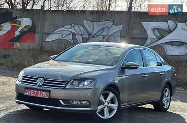 Универсал Volkswagen Passat 2013 в Луцке