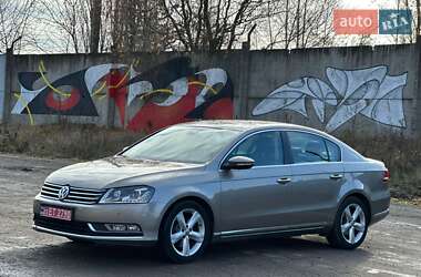 Универсал Volkswagen Passat 2013 в Луцке