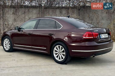 Седан Volkswagen Passat 2012 в Одессе