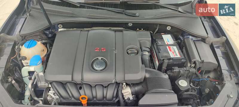 Седан Volkswagen Passat 2013 в Запорожье
