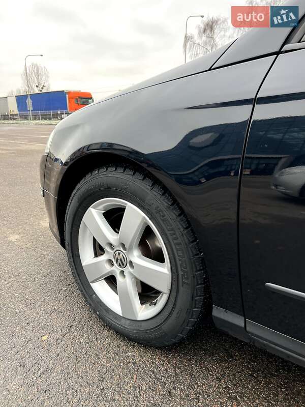 Універсал Volkswagen Passat 2009 в Ковелі