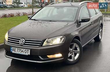 Универсал Volkswagen Passat 2012 в Днепре