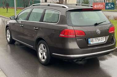 Универсал Volkswagen Passat 2012 в Днепре