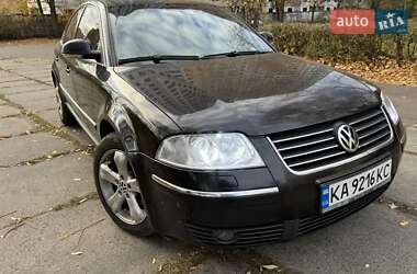 Седан Volkswagen Passat 2004 в Обухове