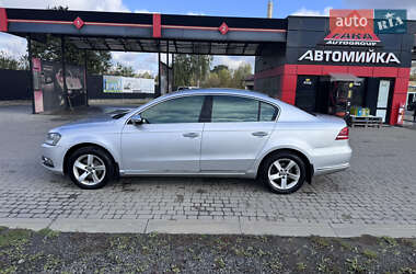 Седан Volkswagen Passat 2011 в Рава-Русской