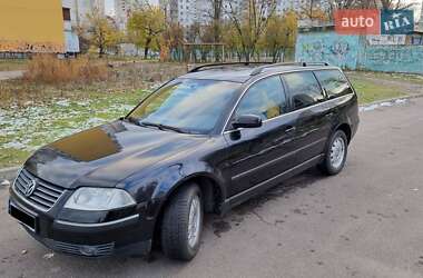 Універсал Volkswagen Passat 2004 в Києві