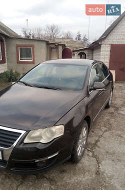 Седан Volkswagen Passat 2008 в Києві