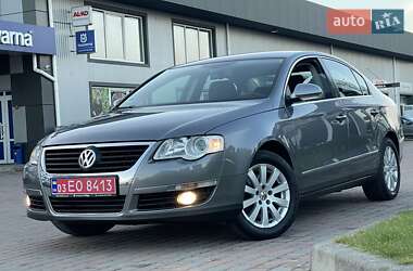 Седан Volkswagen Passat 2006 в Сарнах