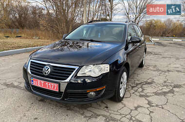 Універсал Volkswagen Passat 2006 в Харкові