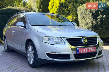 Универсал Volkswagen Passat 2010 в Городке