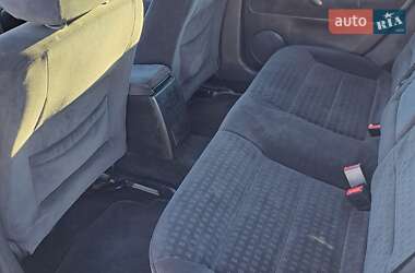 Седан Volkswagen Passat 2004 в Одессе