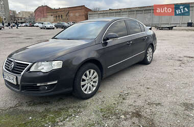 Седан Volkswagen Passat 2006 в Кропивницком