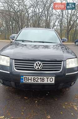 Универсал Volkswagen Passat 2004 в Одессе