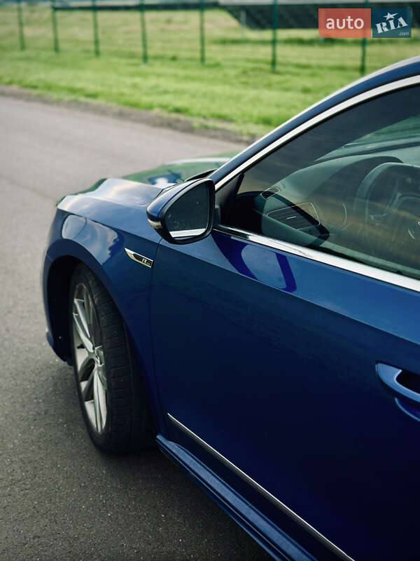 Седан Volkswagen Passat 2016 в Киеве фото 5 Седан Volkswagen Passat 2016 в Киеве