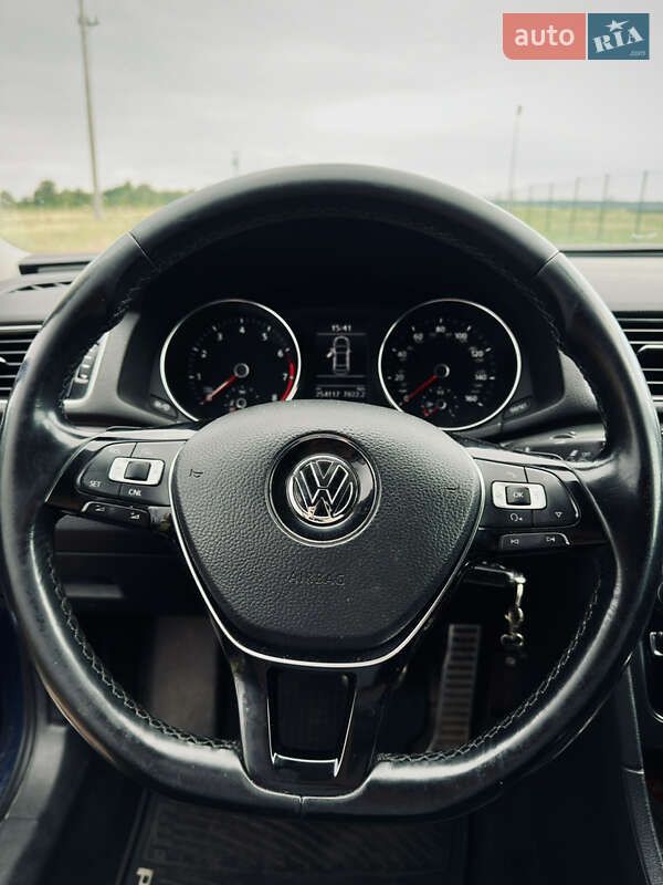 Седан Volkswagen Passat 2016 в Киеве фото 21 Седан Volkswagen Passat 2016 в Киеве