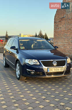 Универсал Volkswagen Passat 2009 в Сарнах