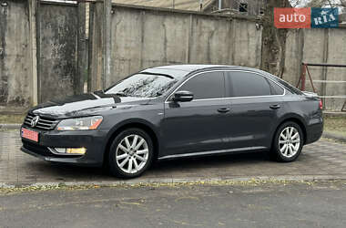 Седан Volkswagen Passat 2014 в Лубнах