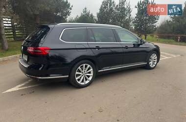 Універсал Volkswagen Passat 2017 в Ужгороді