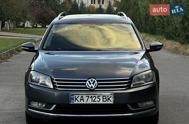 Универсал Volkswagen Passat 2011 в Ровно