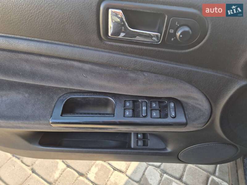 Універсал Volkswagen Passat 2002 в Старокостянтинові