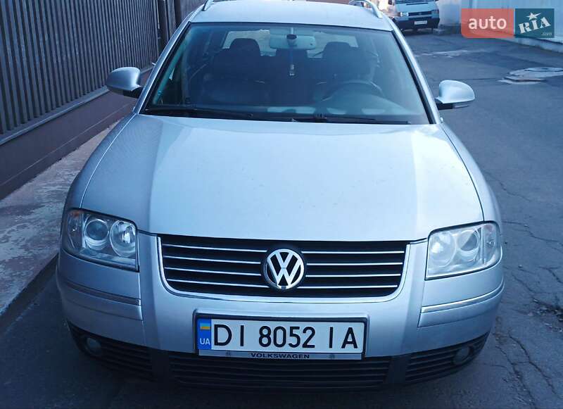 Универсал Volkswagen Passat 2004 в Умани