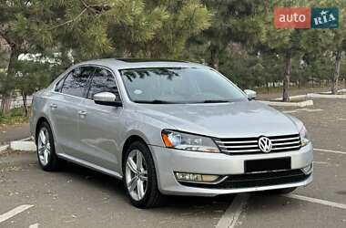 Седан Volkswagen Passat 2014 в Одессе