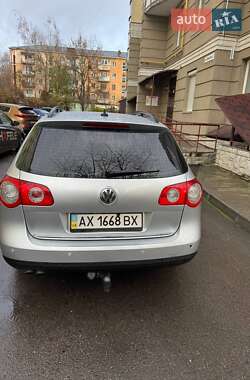 Універсал Volkswagen Passat 2008 в Рівному