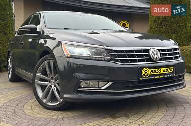 Седан Volkswagen Passat 2017 в Львове