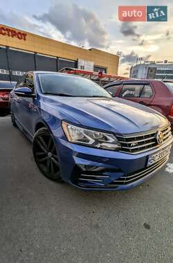 Седан Volkswagen Passat 2017 в Львове