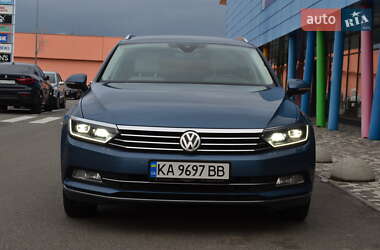 Универсал Volkswagen Passat 2017 в Киеве