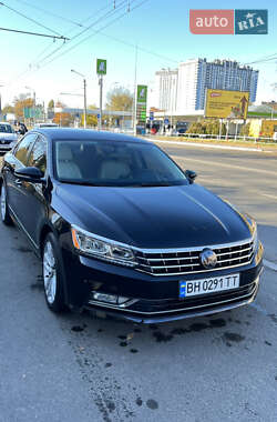 Седан Volkswagen Passat 2016 в Одесі