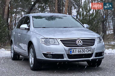 Седан Volkswagen Passat 2010 в Киеве