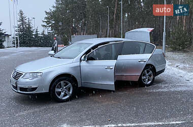 Седан Volkswagen Passat 2010 в Киеве