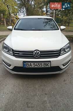 Универсал Volkswagen Passat 2013 в Александрие