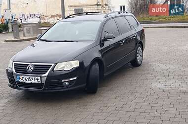 Універсал Volkswagen Passat 2008 в Дрогобичі