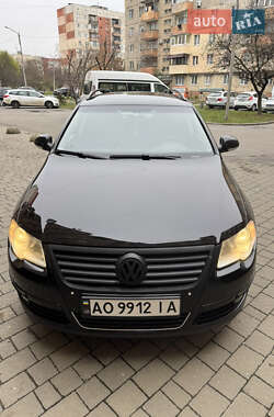 Универсал Volkswagen Passat 2009 в Ужгороде