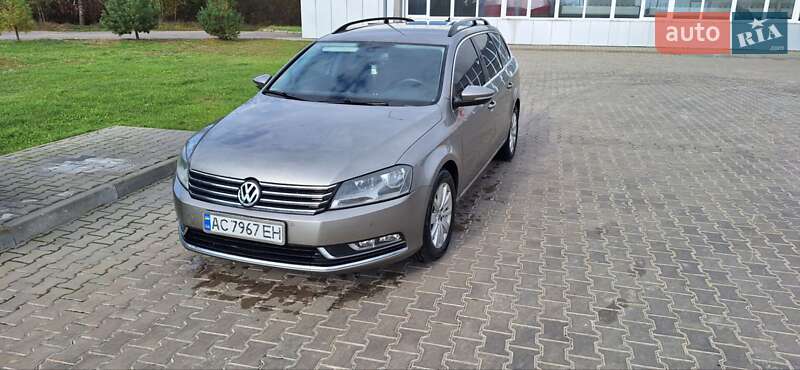 Універсал Volkswagen Passat 2013 в Любомлі