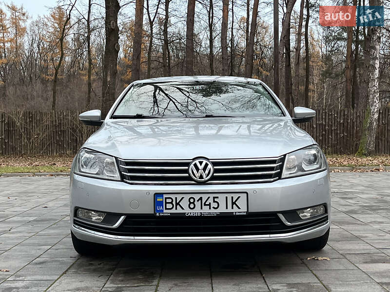 Седан Volkswagen Passat 2012 в Луцке фото 2 Седан Volkswagen Passat 2012 в Луцке