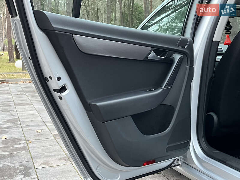 Седан Volkswagen Passat 2012 в Луцке фото 19 Седан Volkswagen Passat 2012 в Луцке